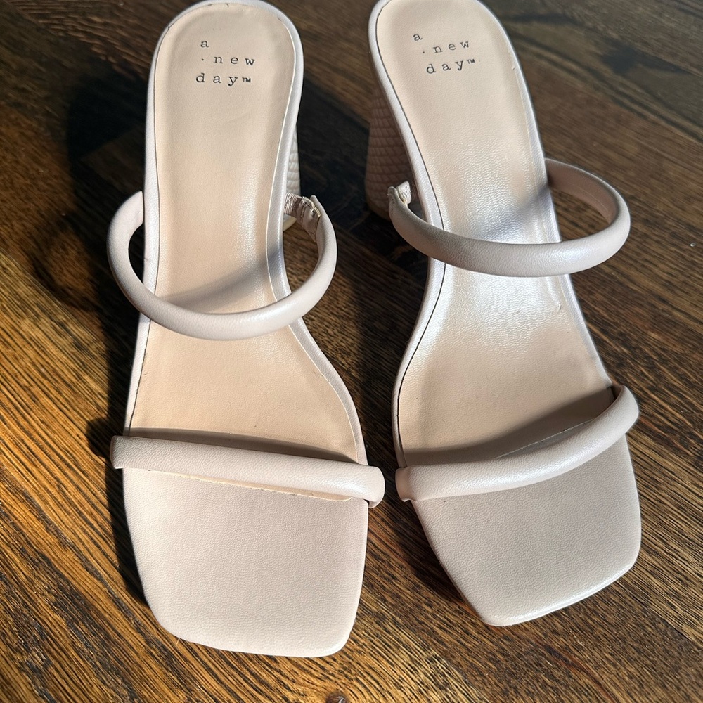 A New Day Women's Tan Heeled Sandals